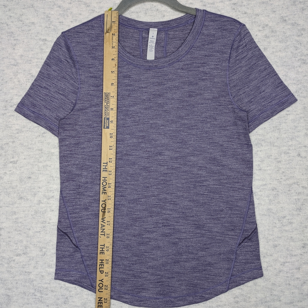 Lululemon Women's Long Distance Short Sleeve Tee Heathered Lilac Sz 2 - Picture 7 of 10